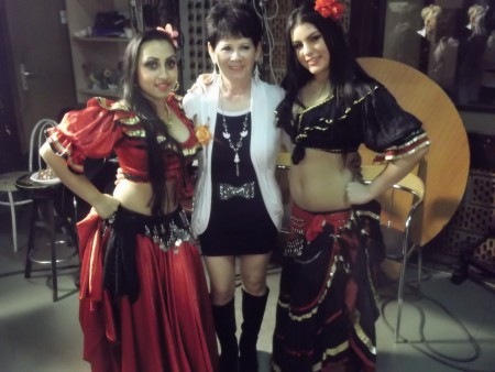 Táncos lányokkal BP.TV élő adás.